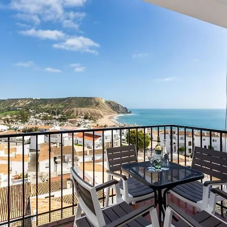Seaview With Amazing Views *