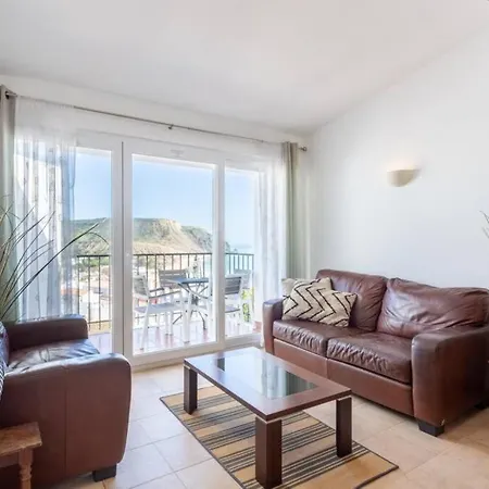Seaview With Amazing Views